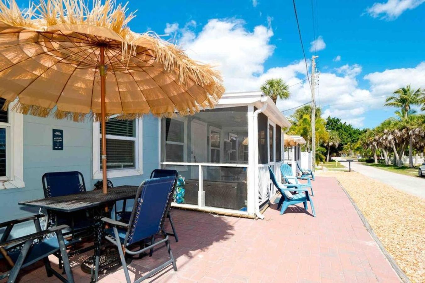 Ferienhaus Good After Milton - Waterfall Pool! Beach! Om *