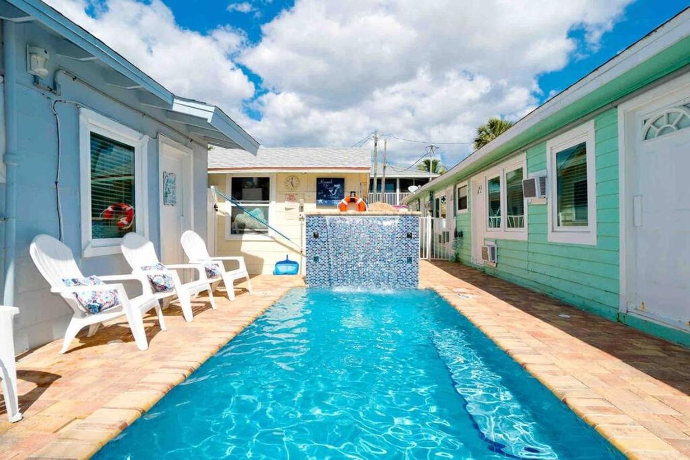 Ferienhaus Good After Milton - Waterfall Pool! Beach! Om